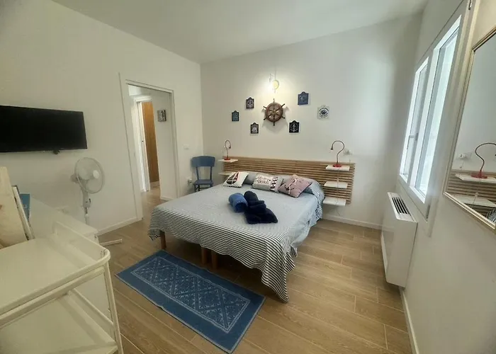 With Garden 1000m - 300m From The In Pula Villa